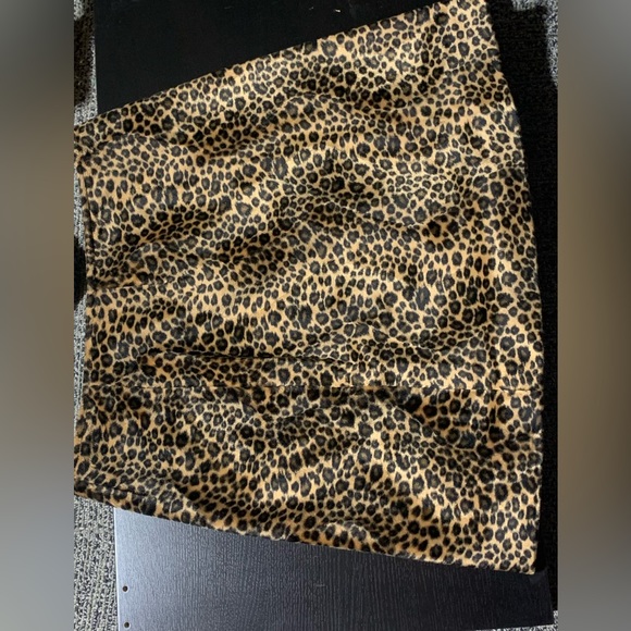 Animal print straight skirt - Picture 2 of 3